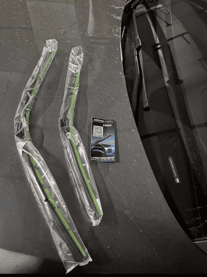 Xevaban.com ở 214 Giải Phóng là đơn vị chuyên cung cấp phụ kiện oto, đồ chơi oto, đồ chơi byd han, phụ kiện byd han, xevaban, 214 giải phóng, gạt mưa byd han, lưỡi gạt mưa byd han, cần gạt mưa byd han.